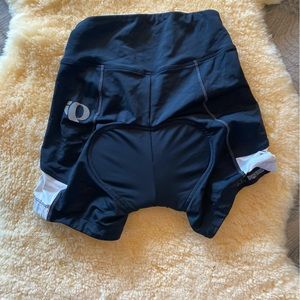 Pearl Izumi cycling shorts